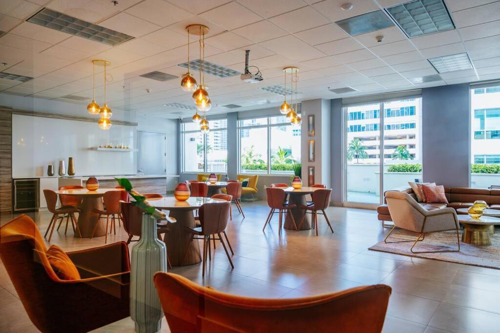 Apartamento Brickell, In The Sky!
